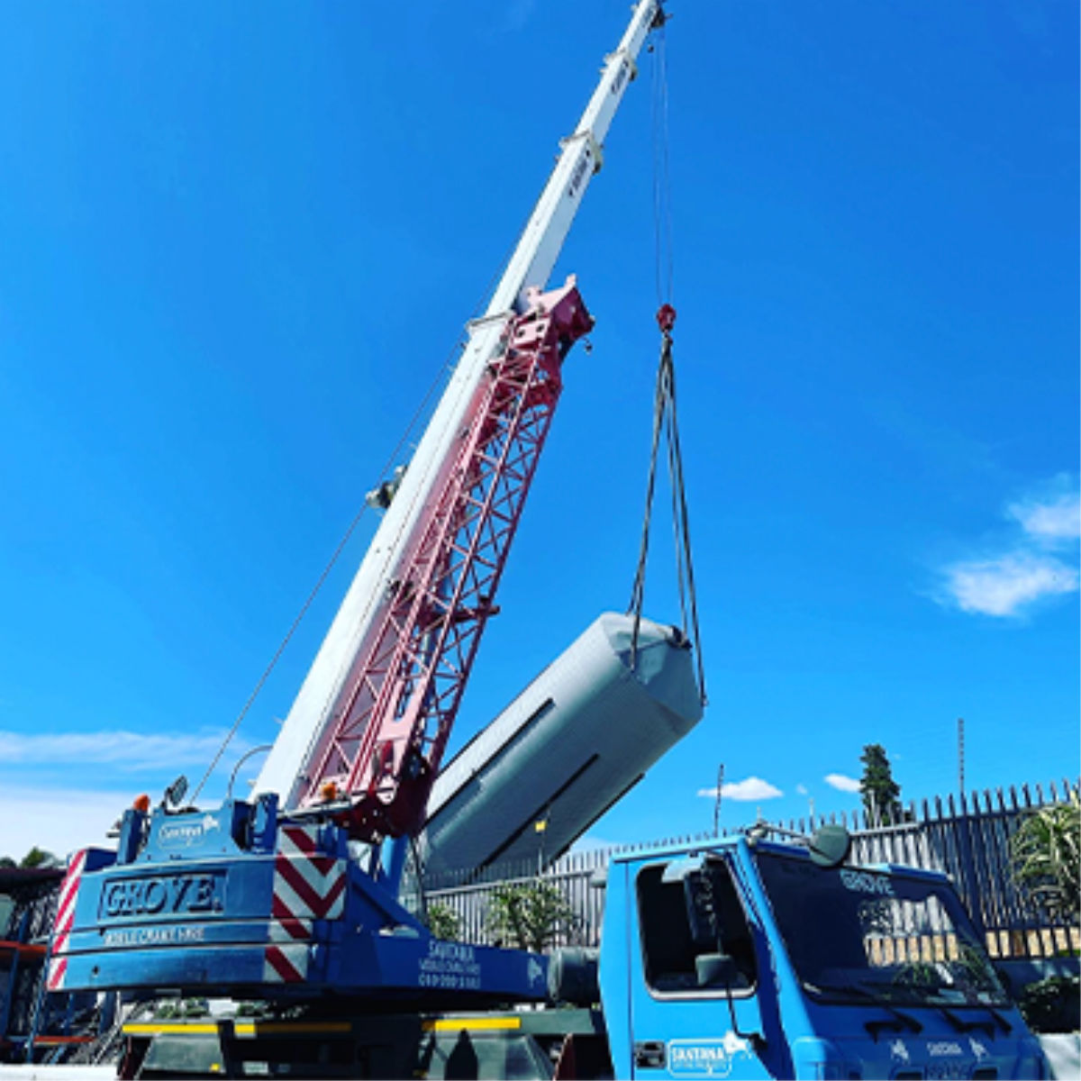 heavy equipment lifting transport